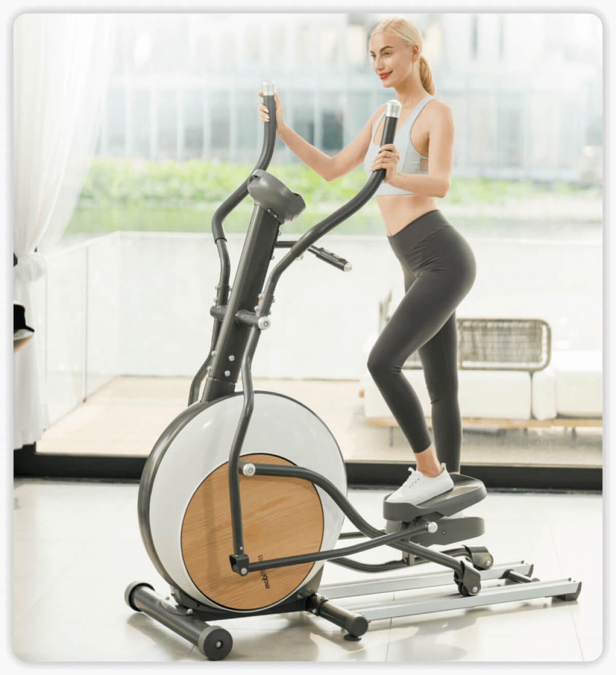 Mobi fitness rowing online machine